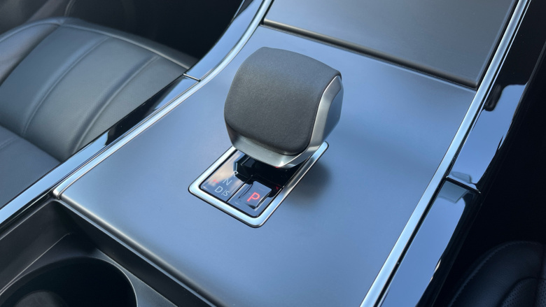 Land Rover Range Rover Evoque 2.0 D200 Dynamic SE 5dr Auto Diesel Hatchback